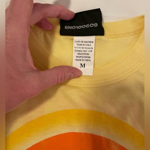 Junk Food t-shirt, Tide logo, Yellow, Vintage look, Y2K, 00s, “Loads of Hope” - Picture 11 of 13